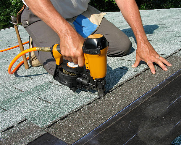 Best Residential Roofing Contractor  in Creswell, OR